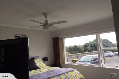 Photo of property in 355 Pakuranga Road, Pakuranga Heights, Auckland, 2010