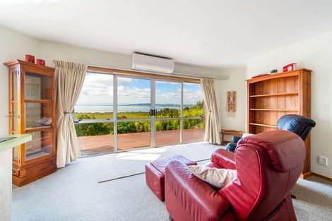 Photo of property in 17 Harbour View Road, Onerahi, Whangarei, 0110