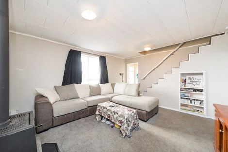 Photo of property in 7 Harding Place, Feilding, 4702