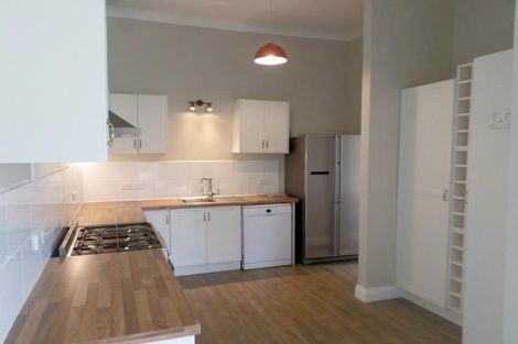 Photo of property in 40 Garden Road, Northland, Wellington, 6012