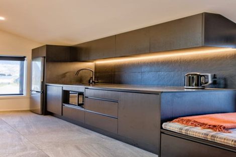 Photo of property in 16 Mccaw Mews, Wanaka, 9305