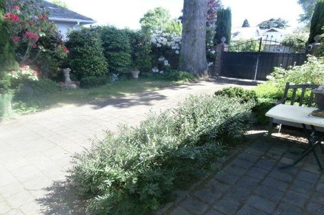 Photo of property in 165 Fendalton Road, Fendalton, Christchurch, 8052