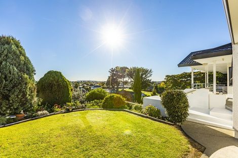 Photo of property in 37 Hetley Crescent, Taradale, Napier, 4112