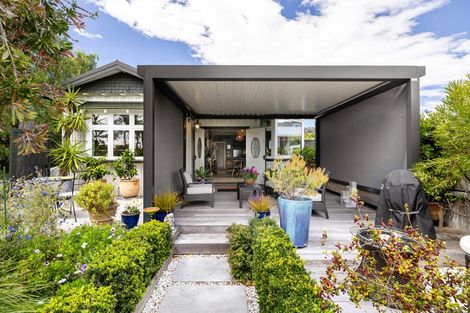 Photo of property in 8 Celia Street, Redcliffs, Christchurch, 8081