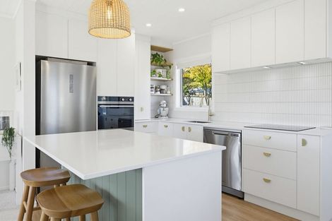 Photo of property in 6 Battersea Place, Richmond Heights, Taupo, 3330