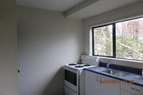 Photo of property in 36 Strid Road, Te Atatu South, Auckland, 0610