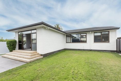 Photo of property in 14 Church Road, Taradale, Napier, 4112