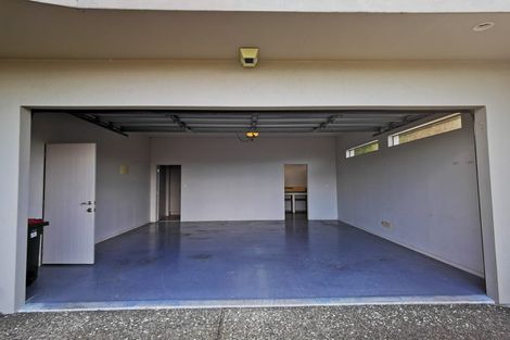 Photo of property in 20 Bournemouth Terrace, Murrays Bay, Auckland, 0630