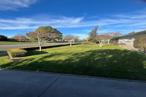 Photo of property in 37 Vanguard Drive, Broomfield, Christchurch, 8042