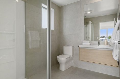 Photo of property in 3 Owen Chapman Drive, Red Beach, 0932