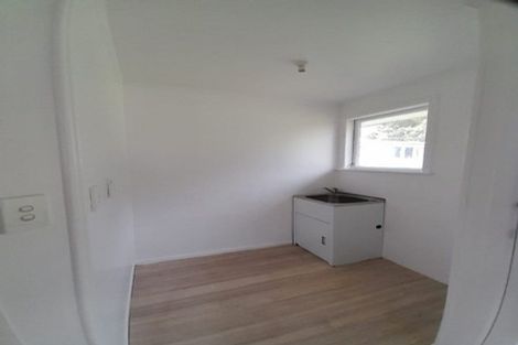 Photo of property in 5 Malmo Place, Manurewa, Auckland, 2102