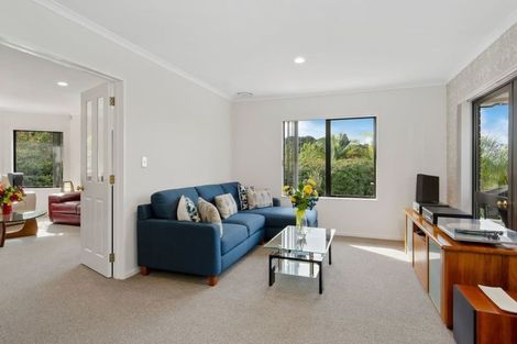 Photo of property in 22 Helen Ryburn Place, Torbay, Auckland, 0630