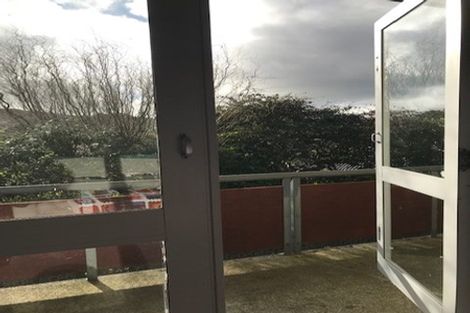 Photo of property in 112u2 Mairangi Road, Wilton, Wellington, 6012