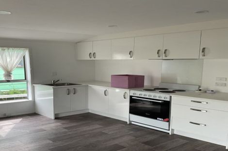 Photo of property in 1/5 Merriefield Avenue, Forrest Hill, Auckland, 0620