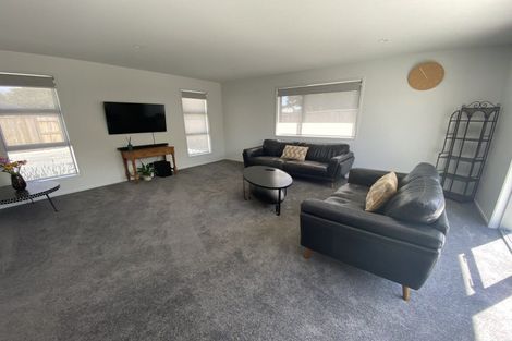 Photo of property in 36a Queenwood Road, Levin, 5510