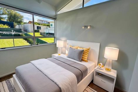 Photo of property in 3 Hartley Terrace, Massey, Auckland, 0614