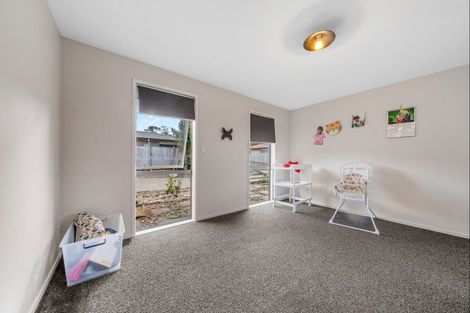 Photo of property in 15a Frederick Place, Whalers Gate, New Plymouth, 4310