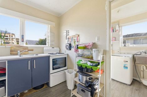 Photo of property in 170 Mahia Road, Wattle Downs, Auckland, 2103