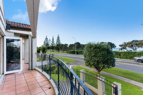 Photo of property in 222 Hibiscus Coast Highway, Orewa, 0931