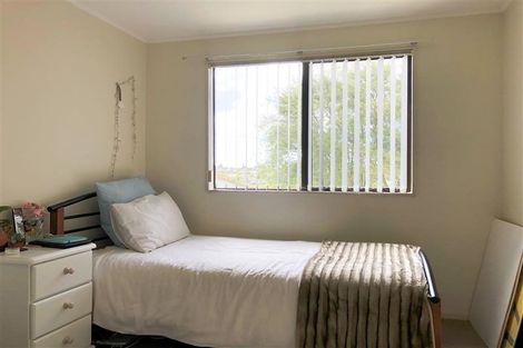 Photo of property in 216 Solar Road, Glen Eden, Auckland, 0602