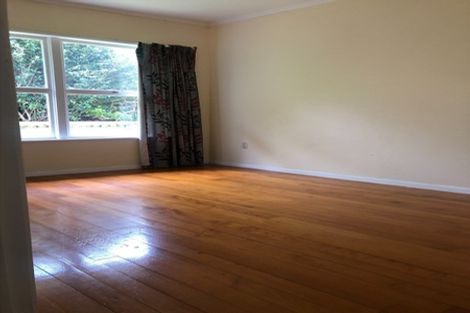 Photo of property in 2 Totara Grove, Hillcrest, Auckland, 0627