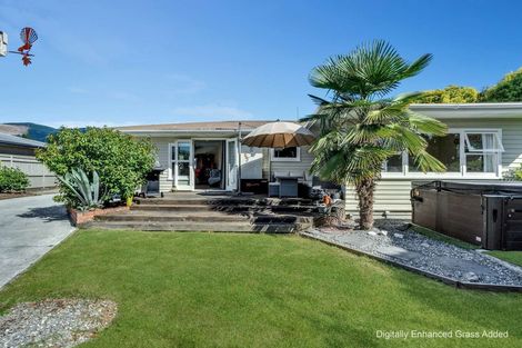 Photo of property in 20 Dickens Street, Stoke, Nelson, 7011