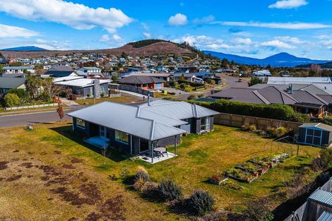 Photo of property in 82 Parekaawa Drive, Motuoapa, Turangi, 3382