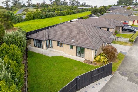 Photo of property in 9 Te Ironui Place, Huntington, Hamilton, 3210