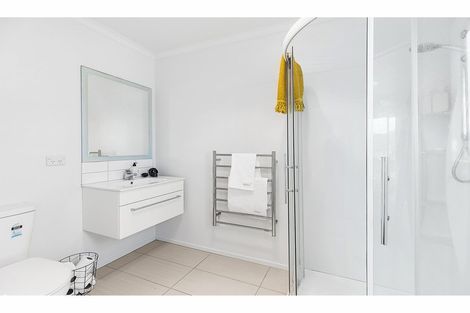 Photo of property in 19 Cresswell Place, Johnsonville, Wellington, 6037