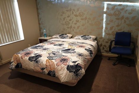 Photo of property in 10 Consort Close, Paraparaumu Beach, Paraparaumu, 5032