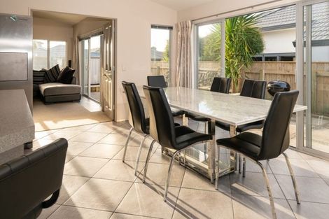 Photo of property in 19 San Priamo Place, Paraparaumu Beach, Paraparaumu, 5032