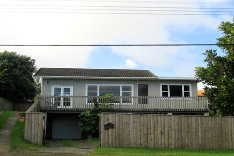 Photo of property in 53 Martin Road, Paraparaumu Beach, Paraparaumu, 5032