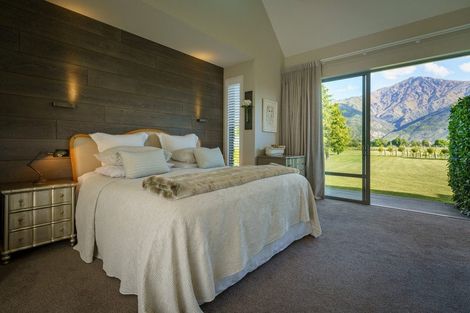 Photo of property in 4 Ellen Johnson Terrace, Lake Hayes, Queenstown, 9371