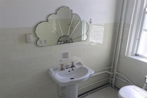 Photo of property in Blythswood Flats, 28/3f Aro Street, Aro Valley, Wellington, 6021