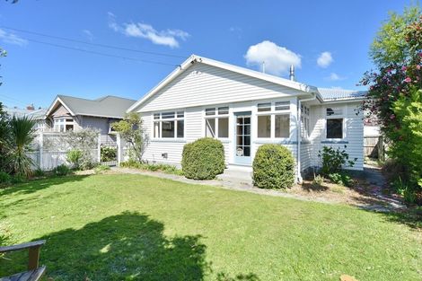 Photo of property in 52 Malcolm Avenue, Beckenham, Christchurch, 8023