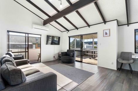 Photo of property in 113 Lorraine Place, Whangamata, 3620