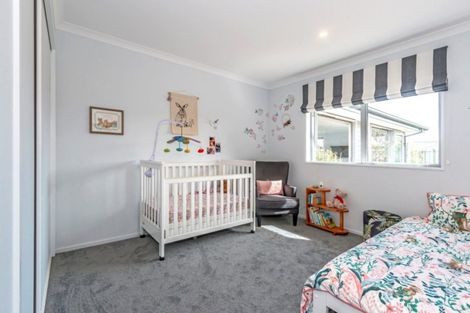 Photo of property in 80 Cairnbrae Drive, Prebbleton, 7604