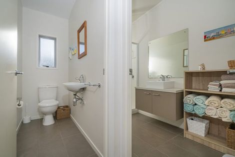 Photo of property in 2 Pelican Place, Whitianga, 3510
