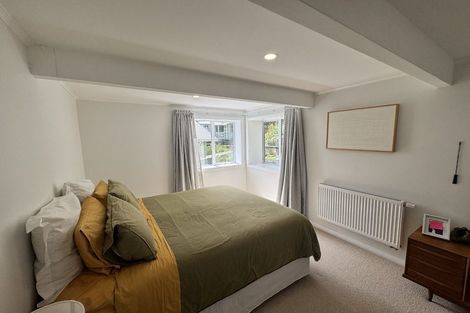 Photo of property in 111 Nevay Road, Miramar, Wellington, 6022
