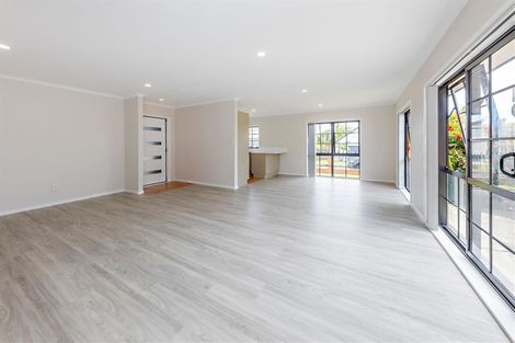 Photo of property in 14 Opawa Crescent, Favona, Auckland, 2024