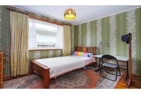 Photo of property in 27 Sylvia Road, Hillcrest, Auckland, 0627