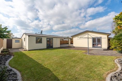 Photo of property in 90 Dixon Road, Glenview, Hamilton, 3206