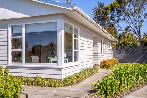 Photo of property in 15 Coddington Crescent, Masterton, 5810