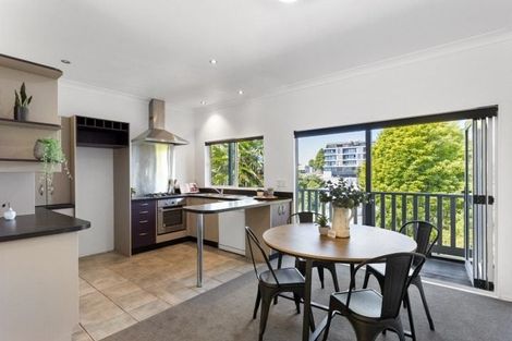 Photo of property in 82c Fourth Avenue, Tauranga, 3110