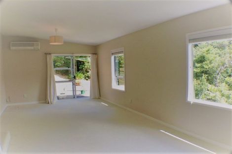 Photo of property in 55 Gatman Street, Birkdale, Auckland, 0626