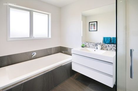 Photo of property in 8 Crampton Close, Kaiapoi, 7630