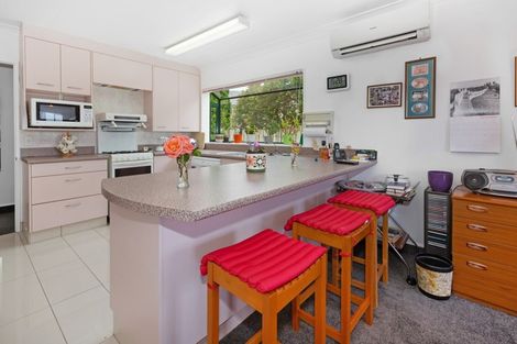 Photo of property in 48 Samwell Drive, Whitby, Porirua, 5024