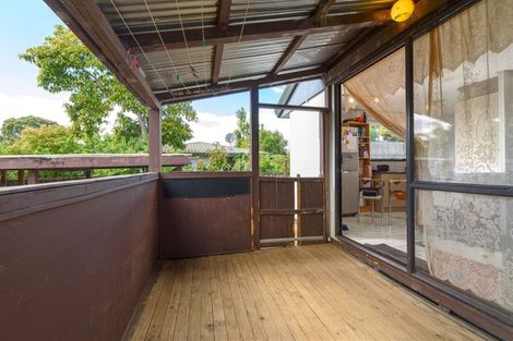 Photo of property in 12 Cameron Place, Ranui, Auckland, 0612