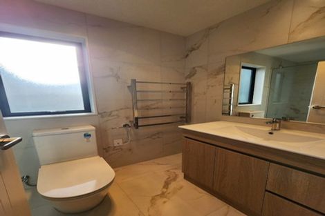 Photo of property in 26a Friesian Drive, Mangere, Auckland, 2022