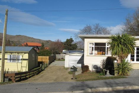 Photo of property in 50 Ray Street, Cromwell, 9310